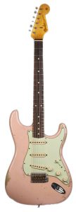 Fender_Custom_Shop_62_Stratocaster_Heavy_Relic_Shell_Pink_R46165_a